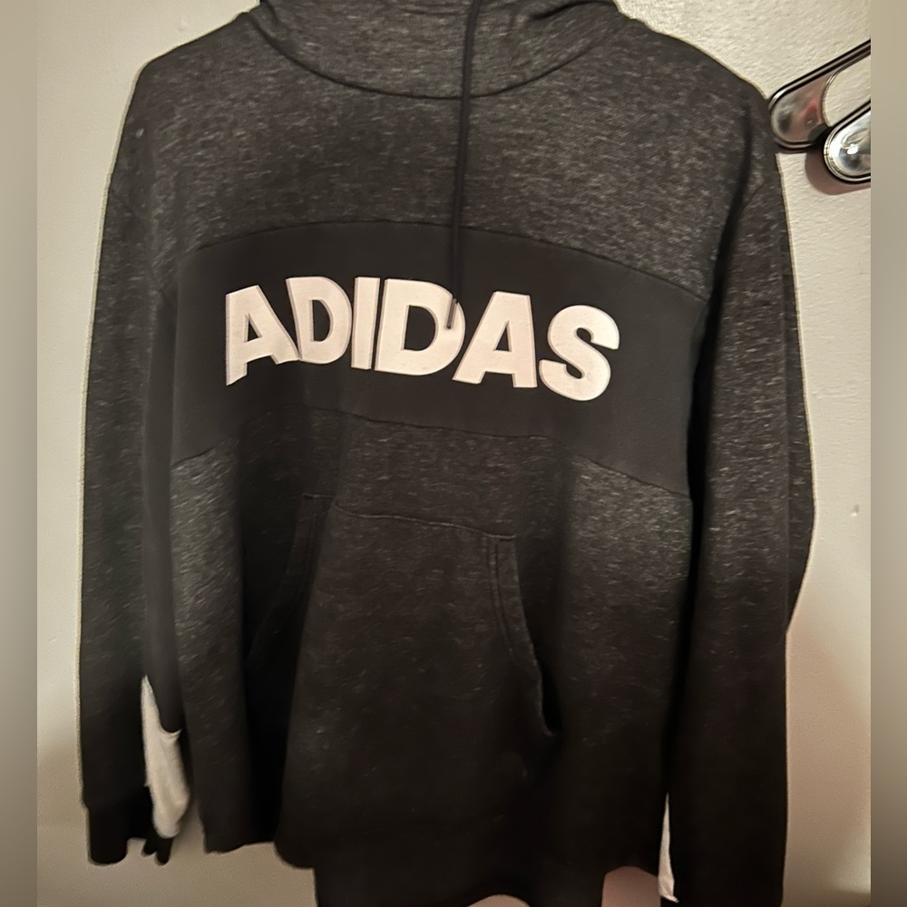 Adidas hoodie 🩶